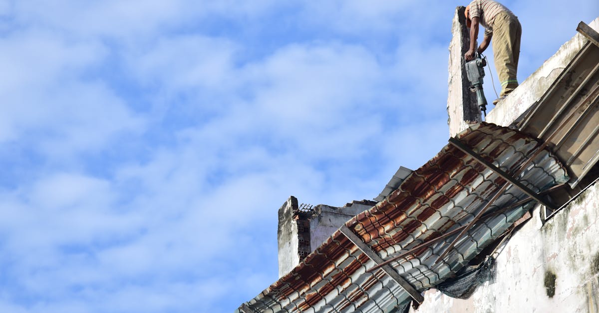 Benefits of Hiring Professional Roof Inspectors