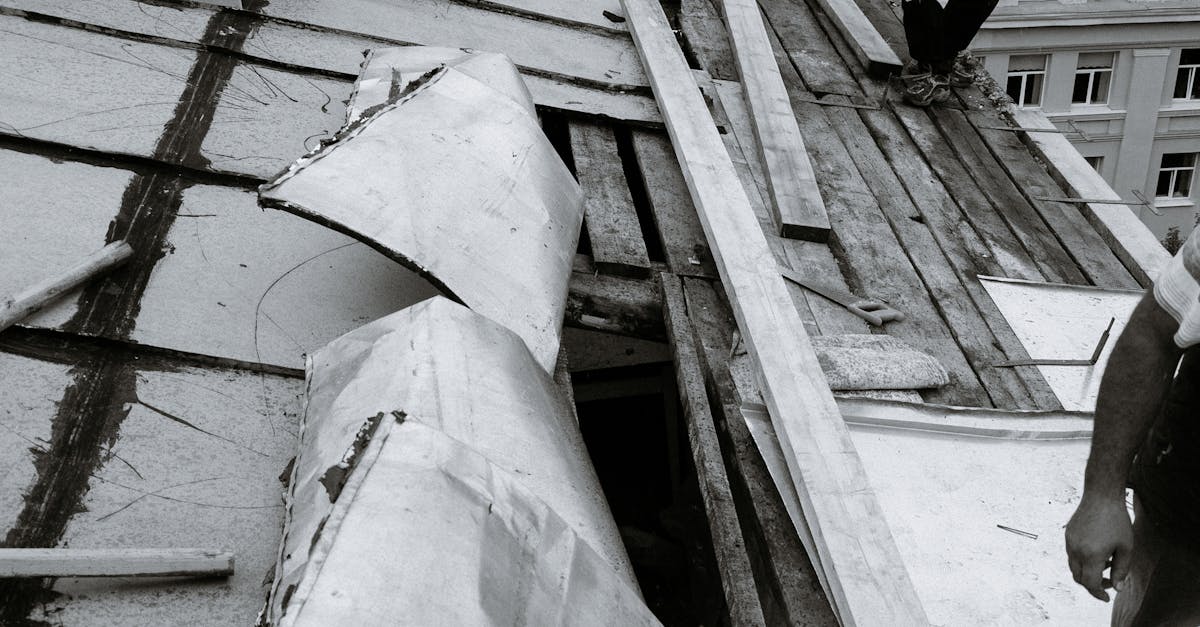 Understanding the Costs of Emergency Roof Repairs